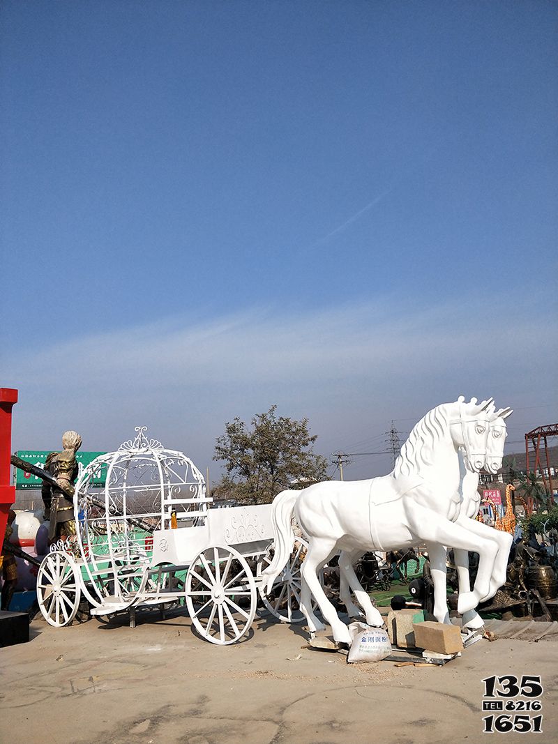 馬車雕塑-文化廣場(chǎng)擺放大理石創(chuàng)意馬車石雕高清圖片