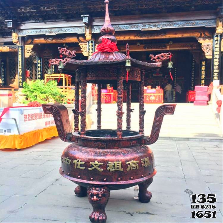 香爐雕塑-宗祠寺院擺放化寶鑄銅香爐雕塑高清圖片