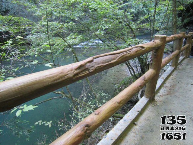 欄桿欄板雕塑-景區山道裝飾防腐木頭欄桿雕塑高清圖片