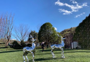 梅花鹿雕塑-戶外園林不銹鋼鏡面景觀兩只梅花鹿雕塑