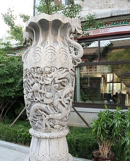 公園景區(qū)大型花瓶石雕-大型花瓶石雕高清圖片